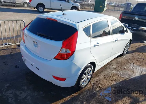 2015 Hyundai Accent Gs z USA, uszkodzony, nr VIN KMHCT5AE8FU223914